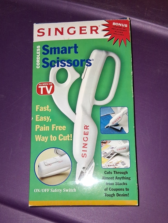 Singer Other - Singer Smart Scissors Cordless Electric Scissors New